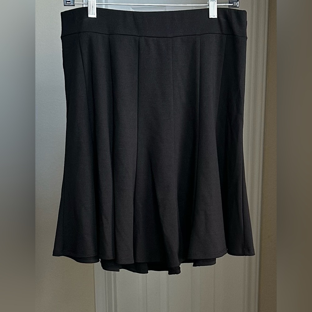 Maurices Black Knee Length Skirt